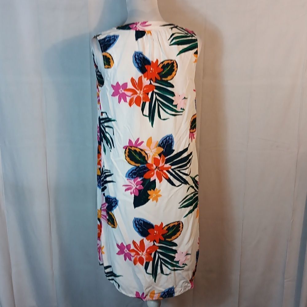 Hawaiian Floral Sleeveless A-Line Dress - Picture 4 of 8